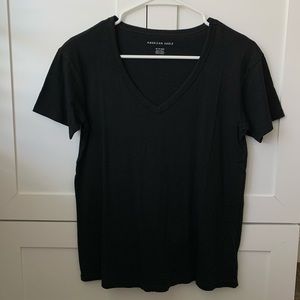 NWOT Jet Black American Eagle T-Shirt